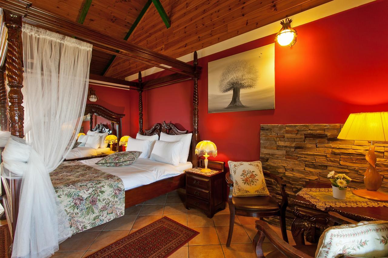 Out Of Africa Resort CChad Nes Exteriér fotografie